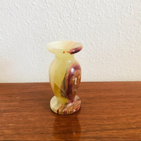 Vintage onyx stone petit bud vase - Picture 2 of 7
